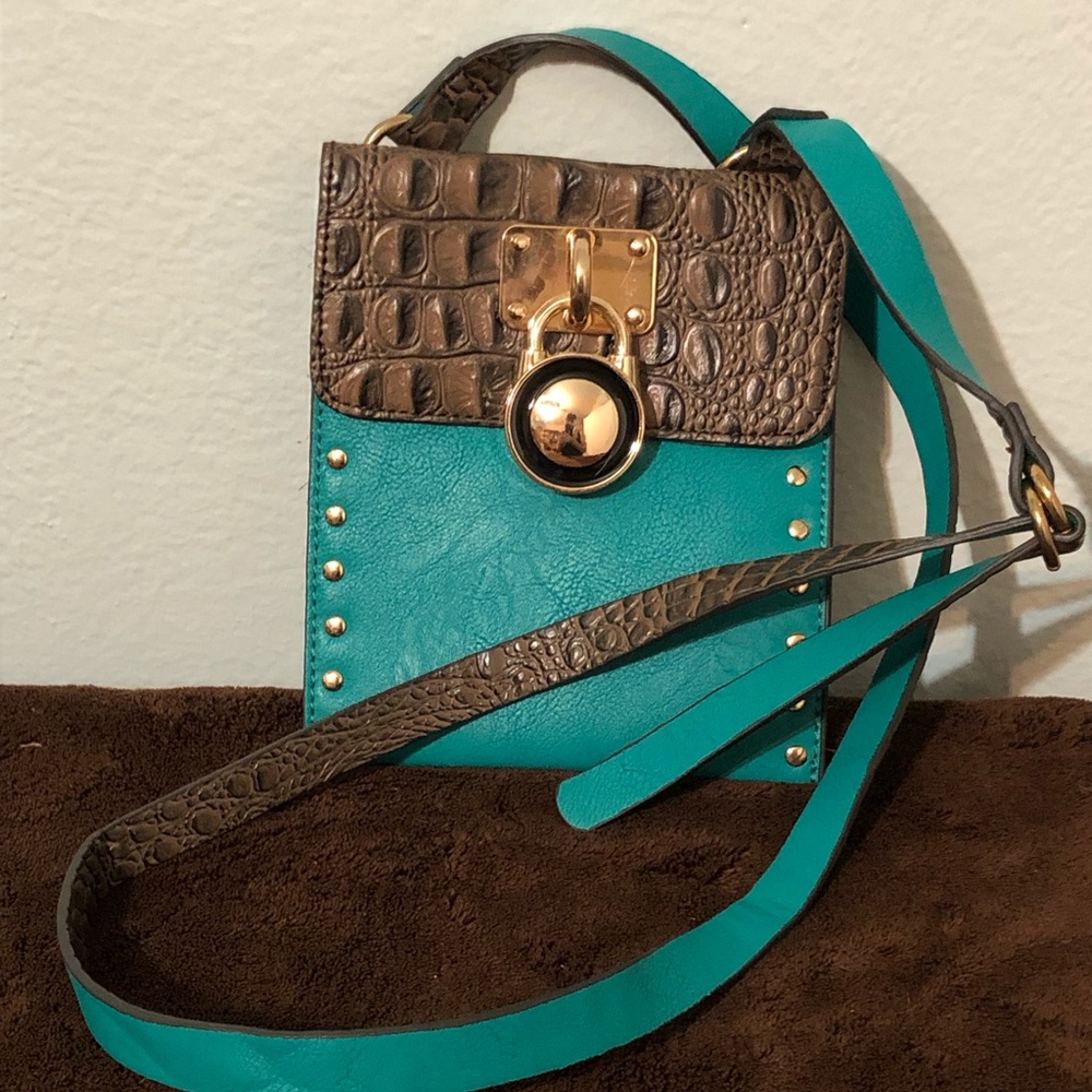 No Name Cross Body